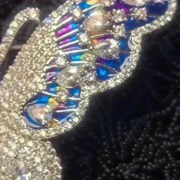 Rhinstone butterfly brooche - Picture 5 of 5